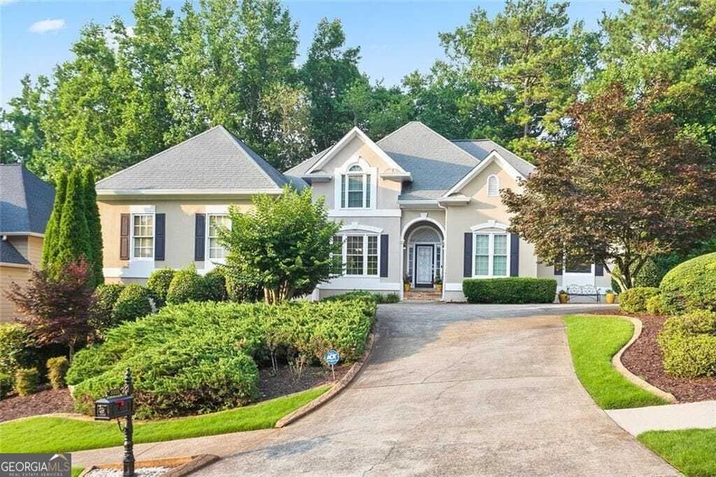 Property photo 1 of 31