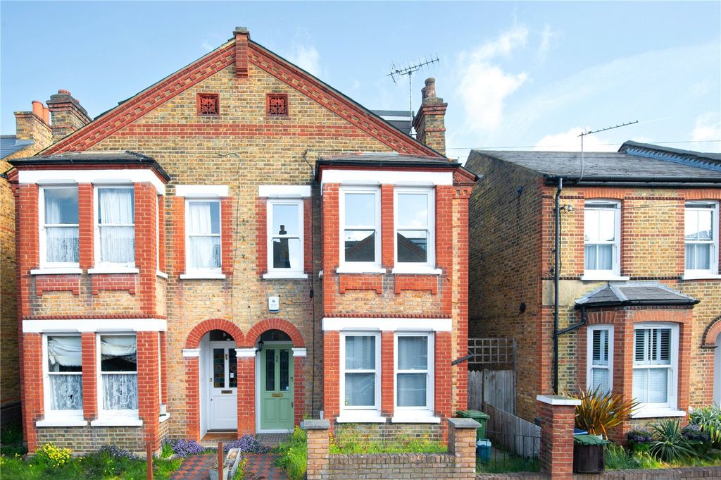 Property photo 1 of 23 Picture No. 02