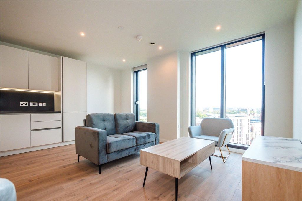 Property photo 1 of 14 Picture No. 16