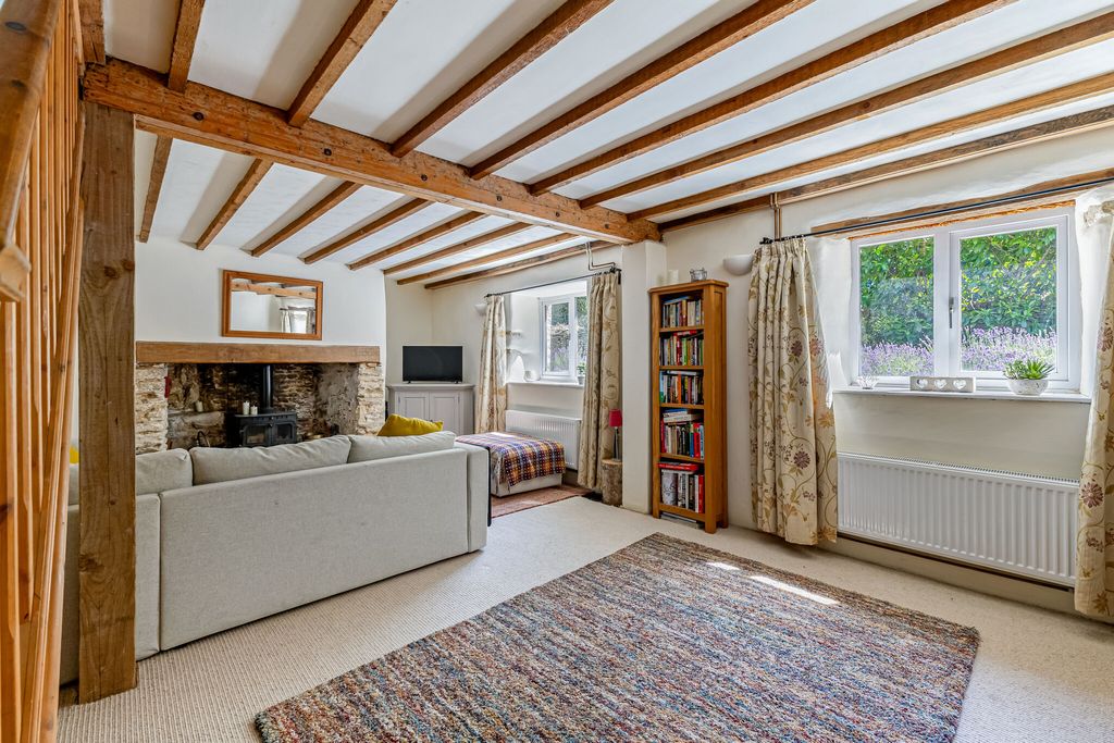 Property photo 3 of 19