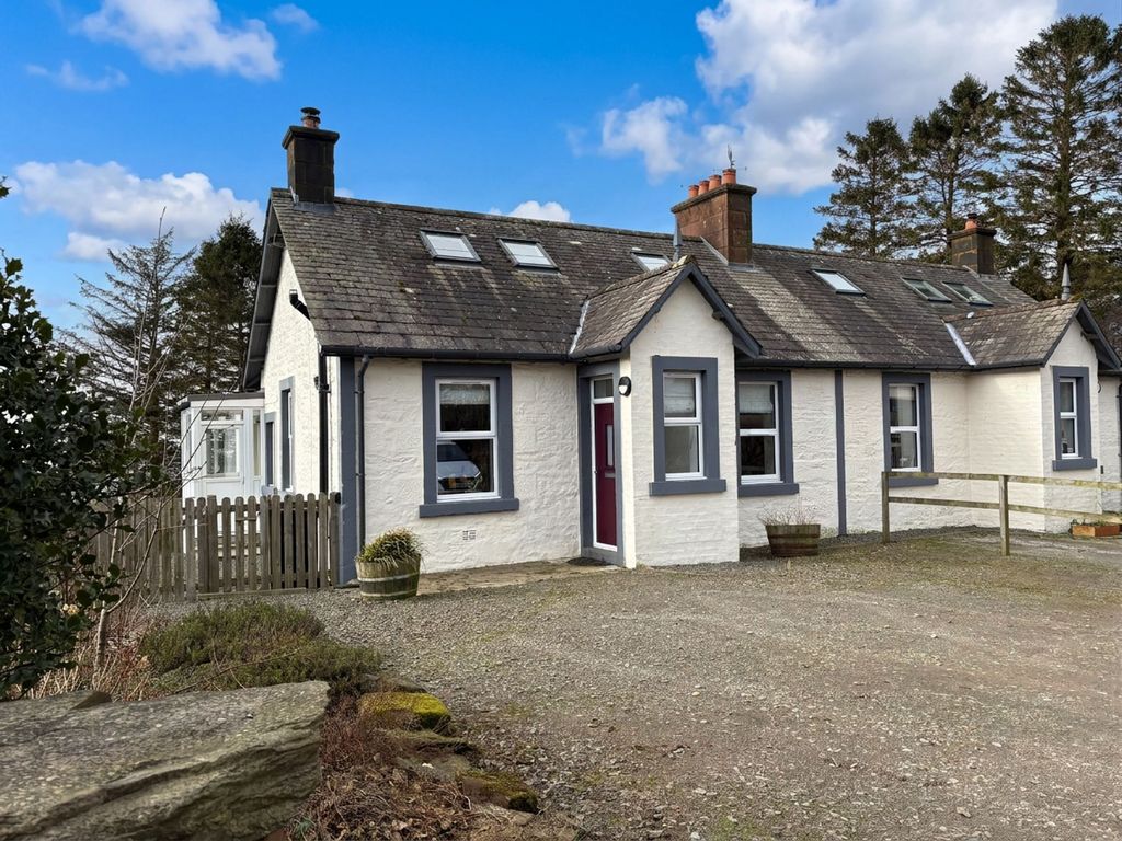 Property photo 1 of 33