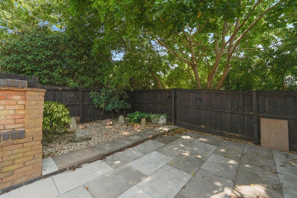 Property photo 3 of 13 Photo