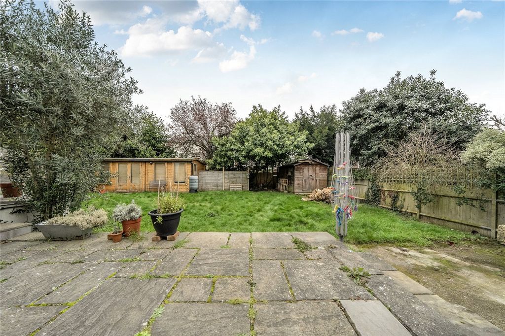 Property photo 3 of 33 Picture No. 31