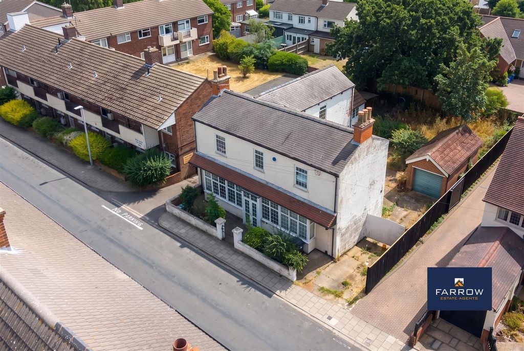 Property photo 2 of 33 Drone