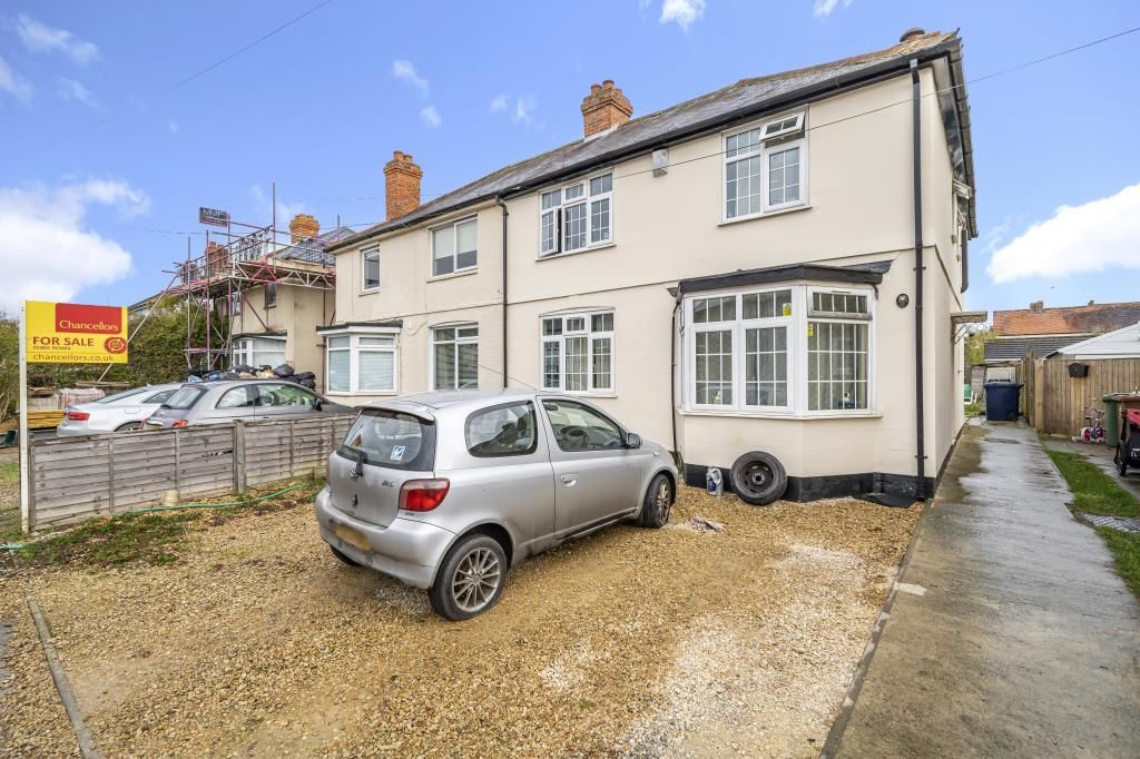 Property photo 1 of 10 External Front