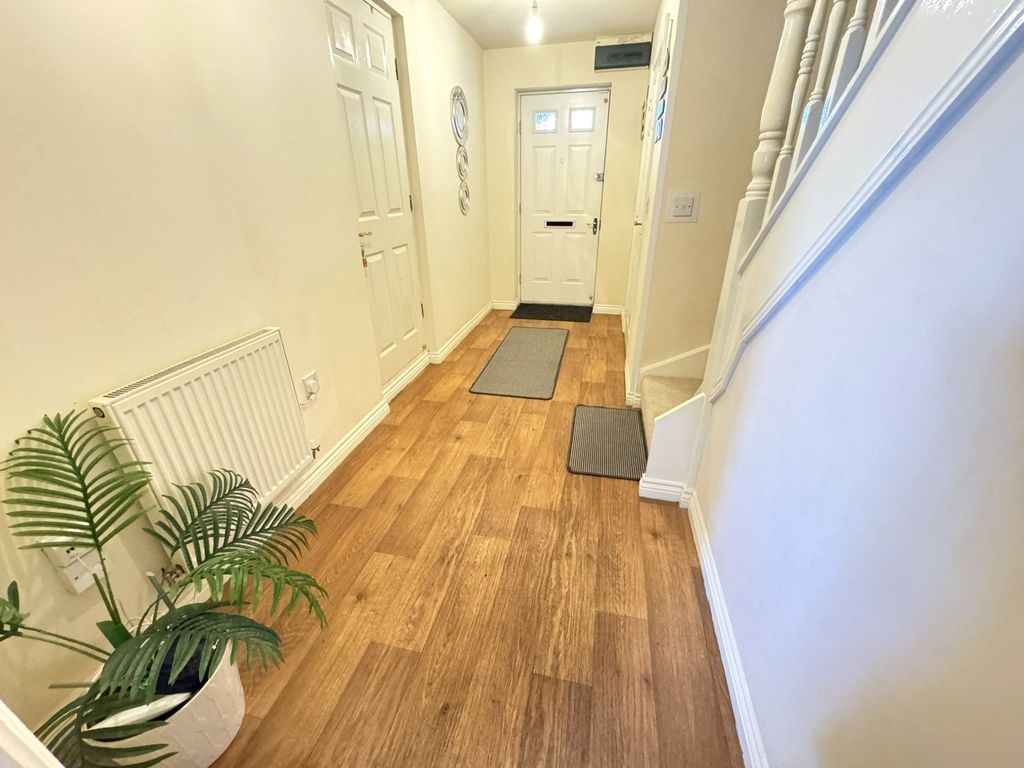 Property photo 3 of 29