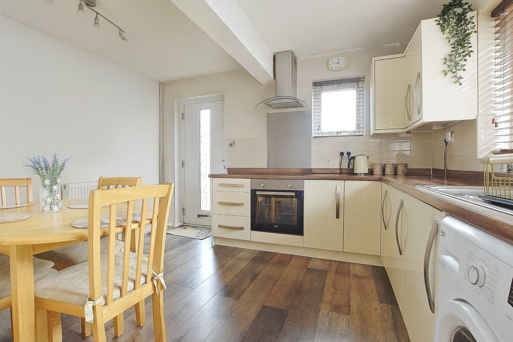 Property photo 2 of 12 Picture No. 07