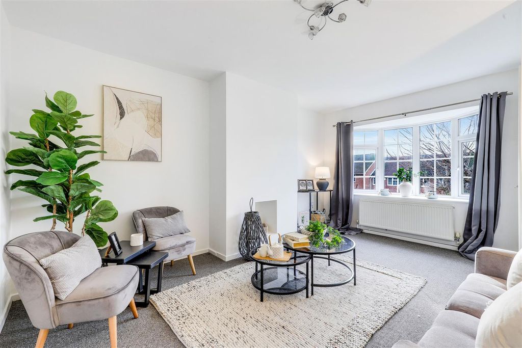 Property photo 2 of 21 1995.Jpg