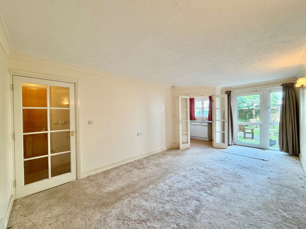 Property photo 3 of 18