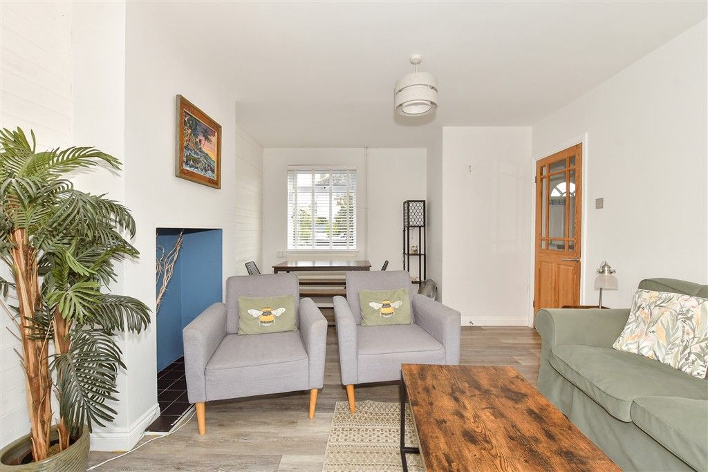 Property photo 3 of 16 Lounge/Diner