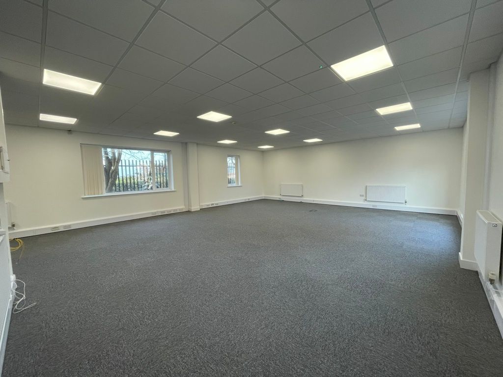 Property photo 2 of 5 Photo 5