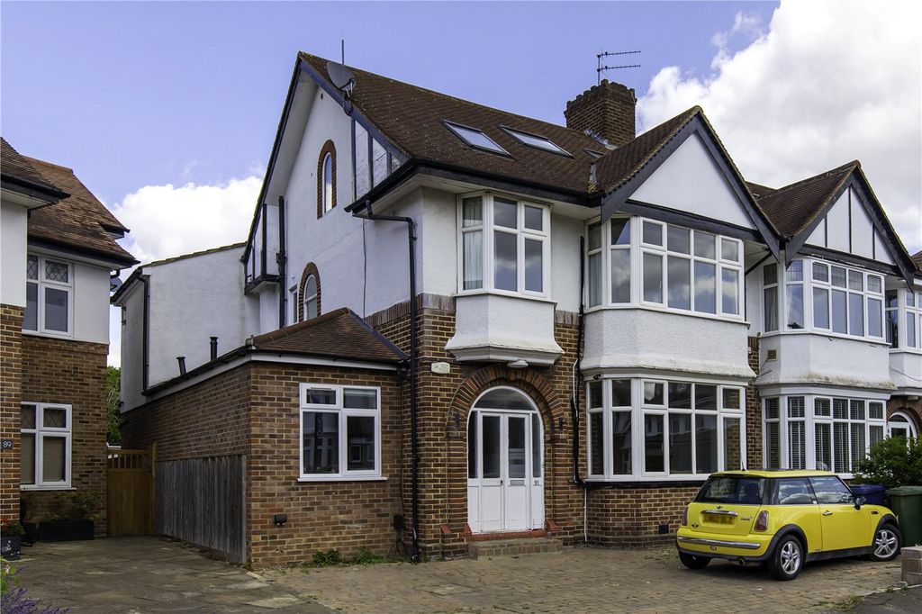 Property photo 1 of 28 Picture No. 20