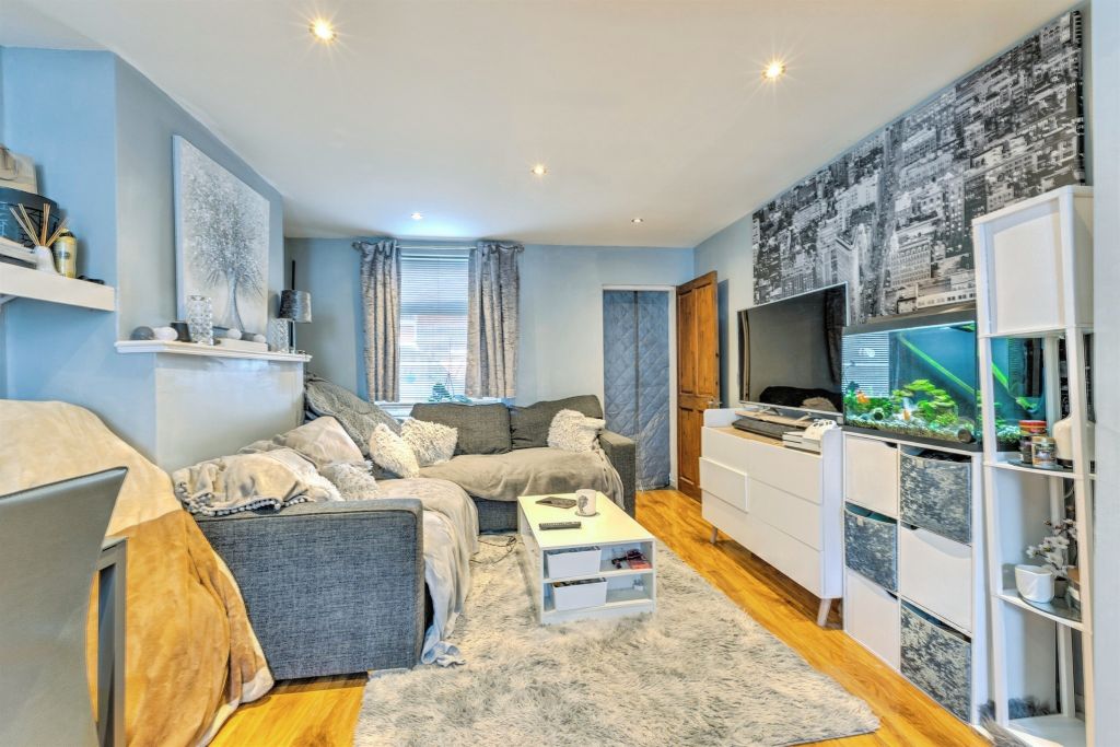 Property photo 3 of 19