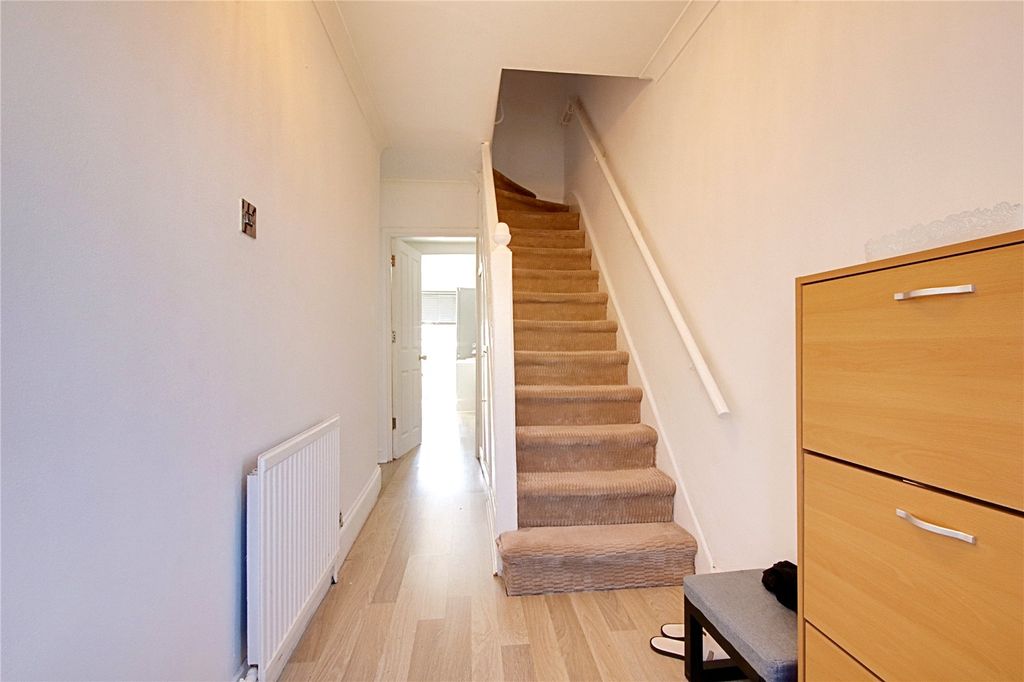 Property photo 3 of 17 Picture No. 09