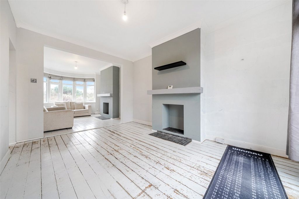 Property photo 2 of 11 Reception