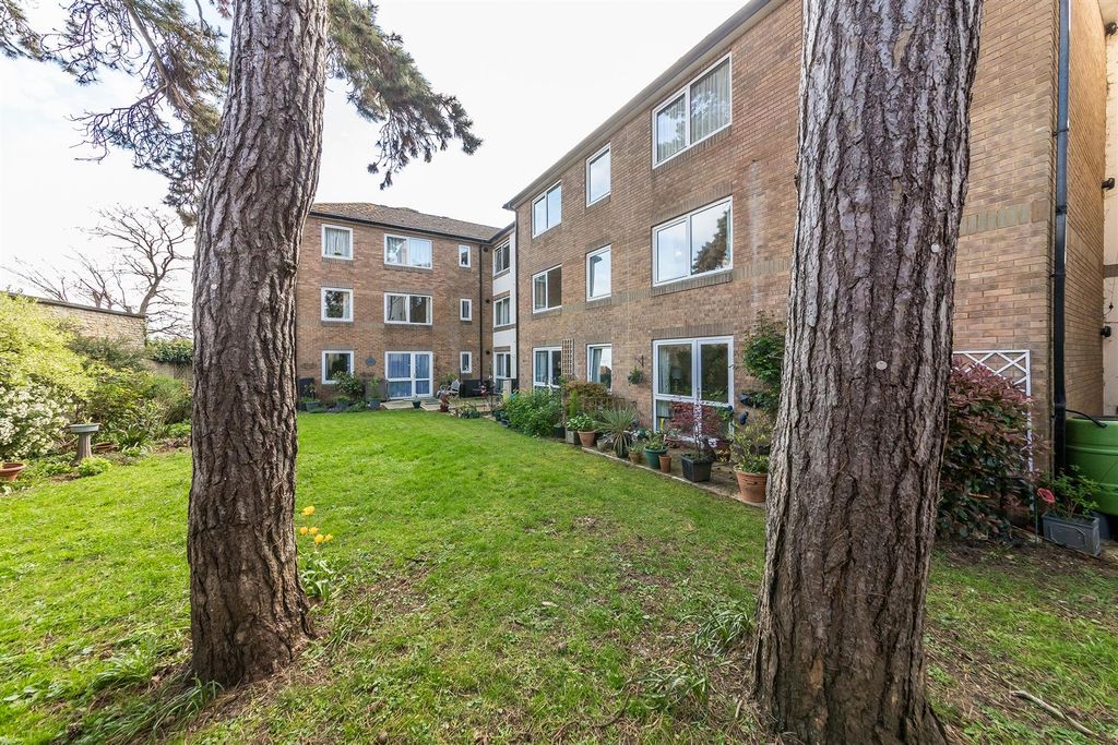 Property photo 2 of 12 Img_3219.Jpg