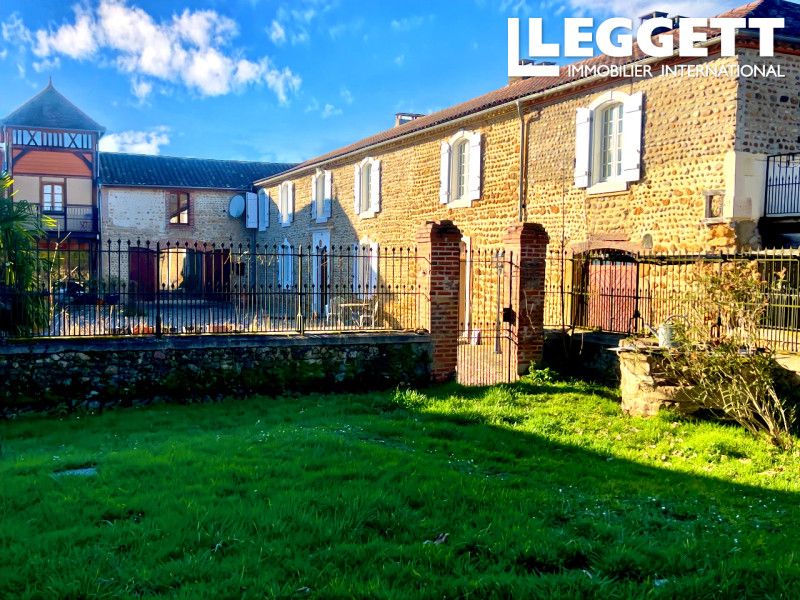 Property photo 1 of 10