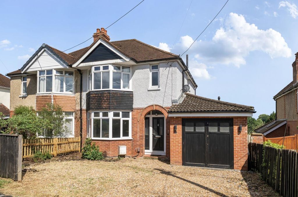 Property photo 1 of 17 Chalvington Road 83 (9).Jpg