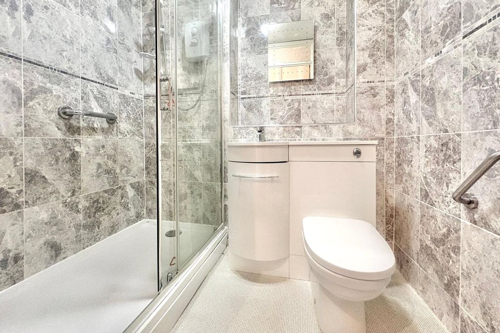 Property photo 3 of 13 Shower Room