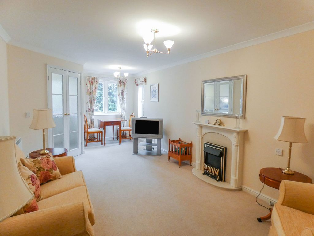 Property photo 2 of 9