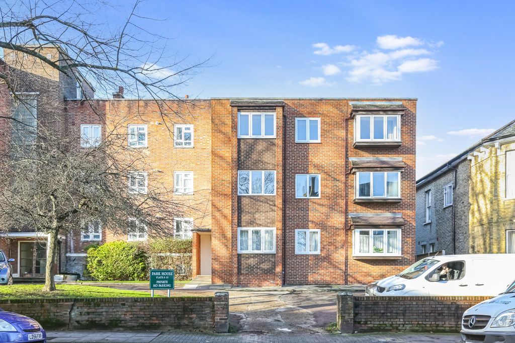 Property photo 1 of 9
