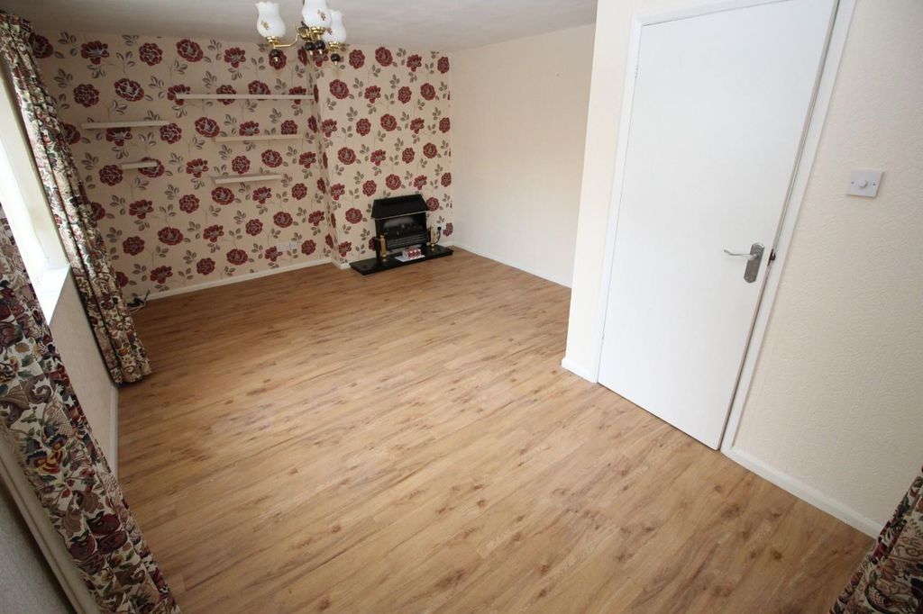 Property photo 3 of 10 Img_2581.Jpg
