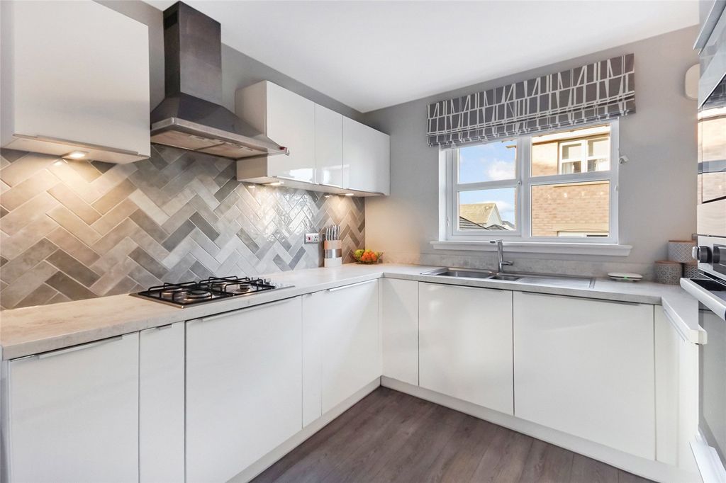 Property photo 3 of 16 Picture No. 05