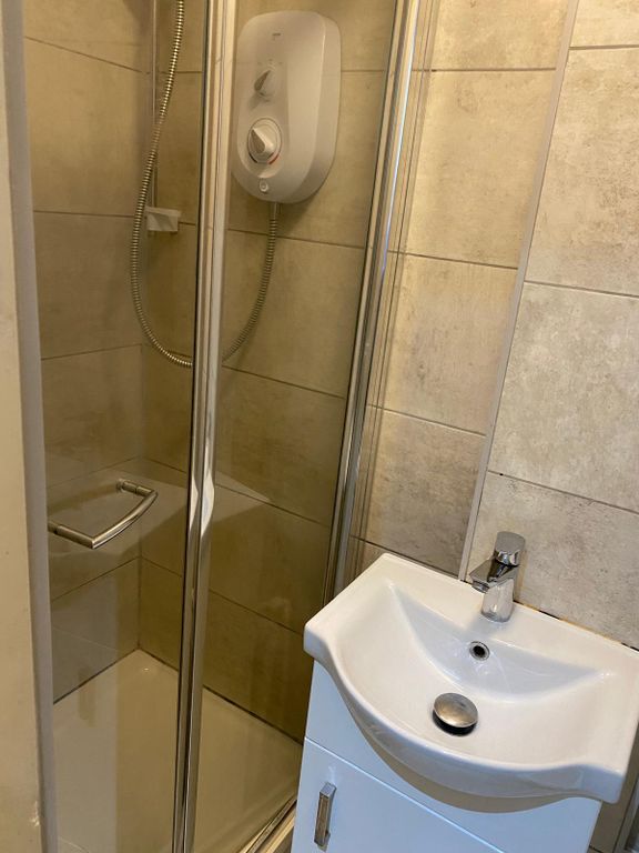 Property photo 2 of 3