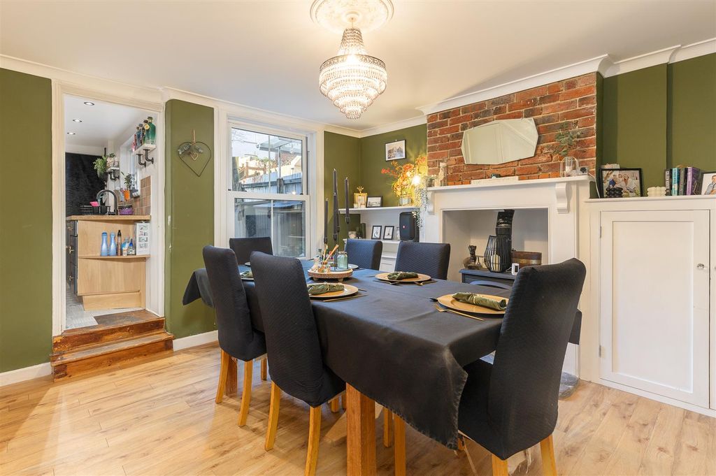 Property photo 3 of 22 Dining Room 2.Jpg