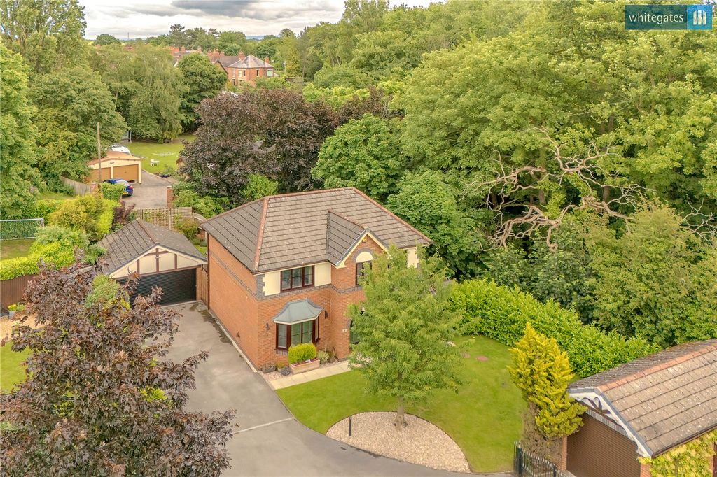 Property photo 1 of 33 Picture No. 51