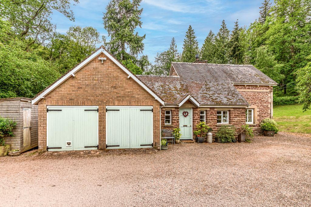 Property photo 1 of 22