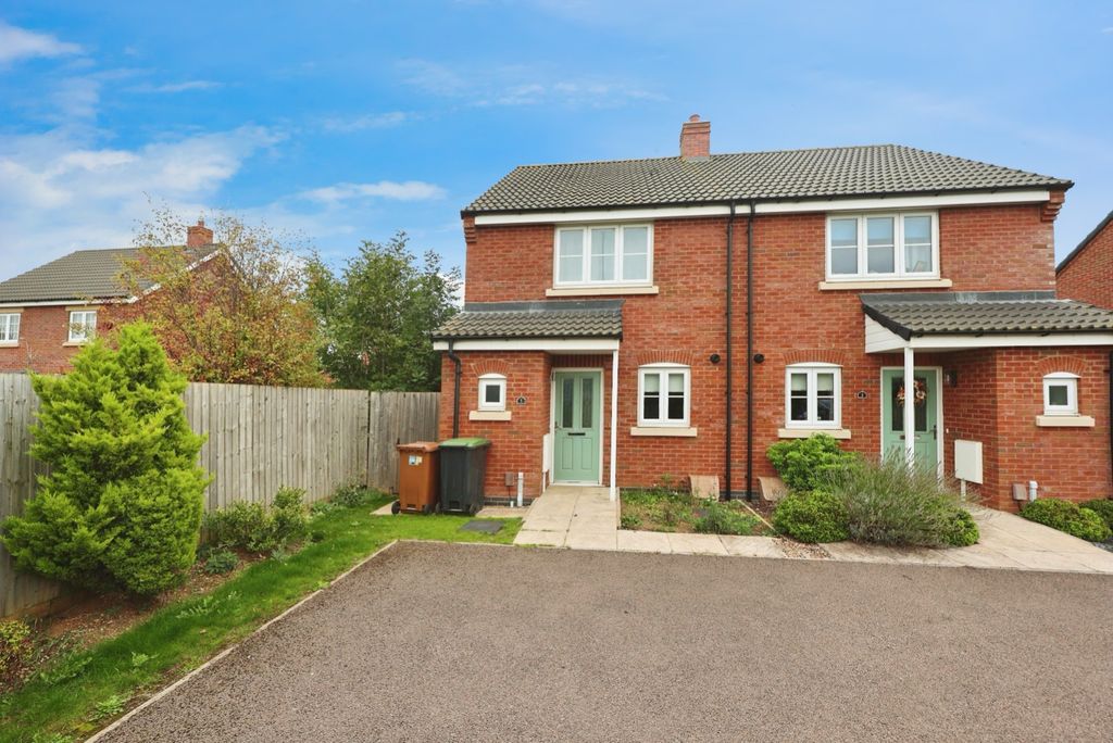 Property photo 1 of 9 4423991