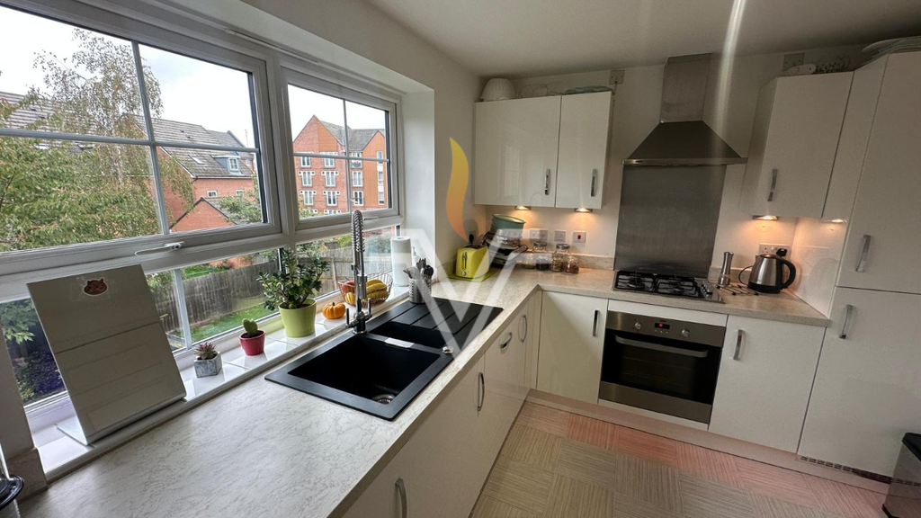 Property photo 3 of 45