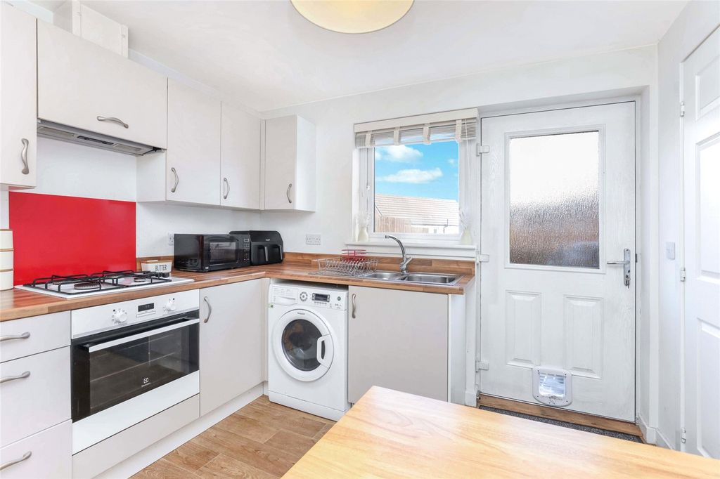 Property photo 3 of 26 Picture No. 07