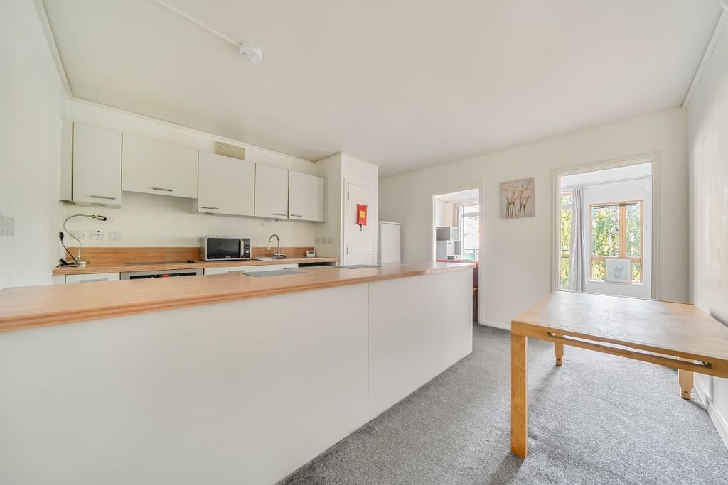 Property photo 3 of 16 1511146 (17)