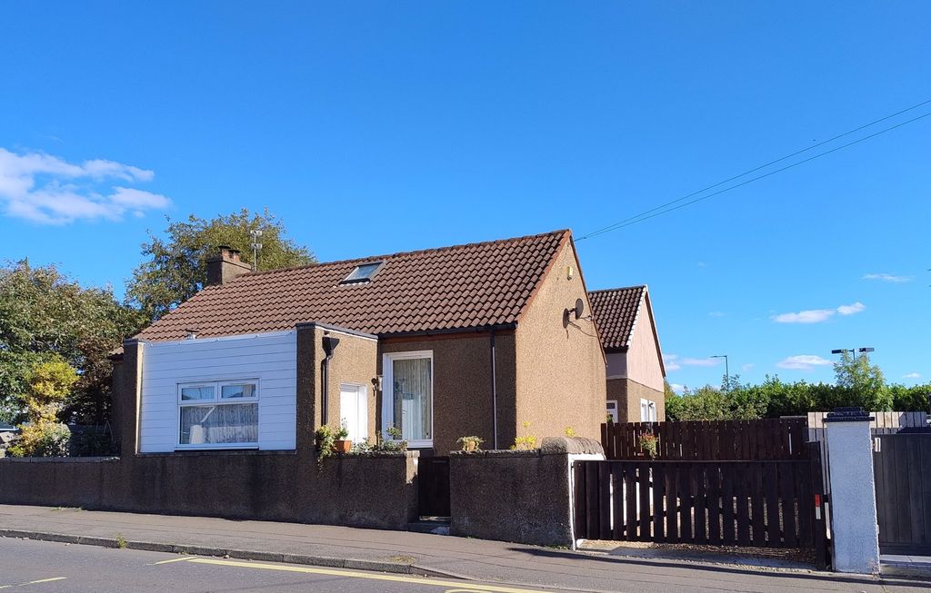 Property photo 1 of 41