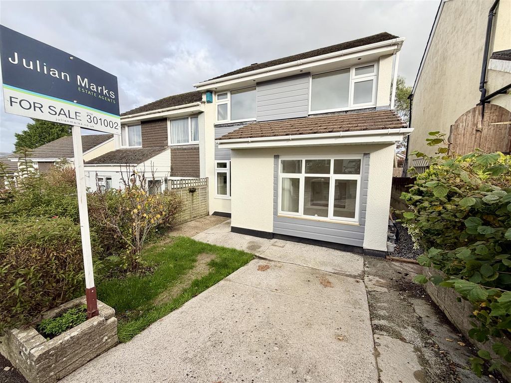 Property photo 1 of 13 Hemerdon Heights