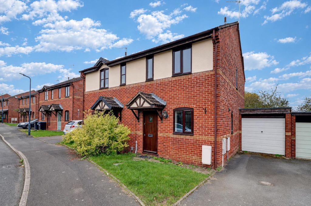 Property photo 1 of 12