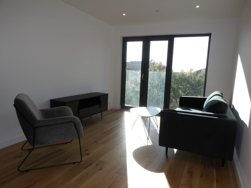 Property photo 1 of 6 Living Area