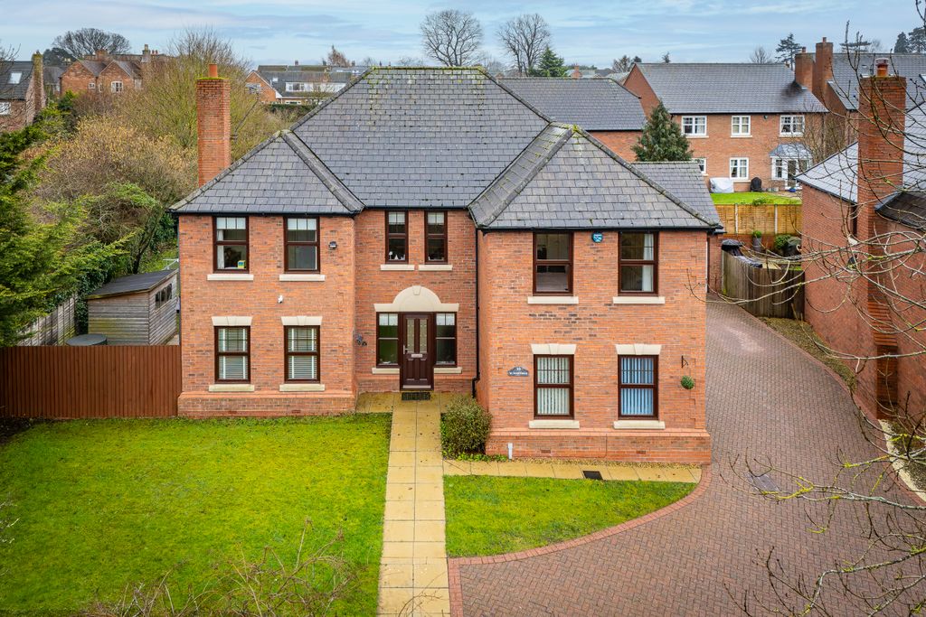 Property photo 1 of 29