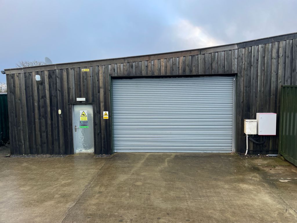 Property photo 1 of 6