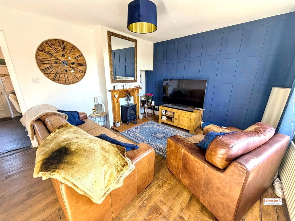 Property photo 3 of 15 Picture No. 07