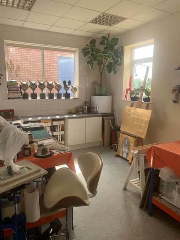 Property photo 1 of 2