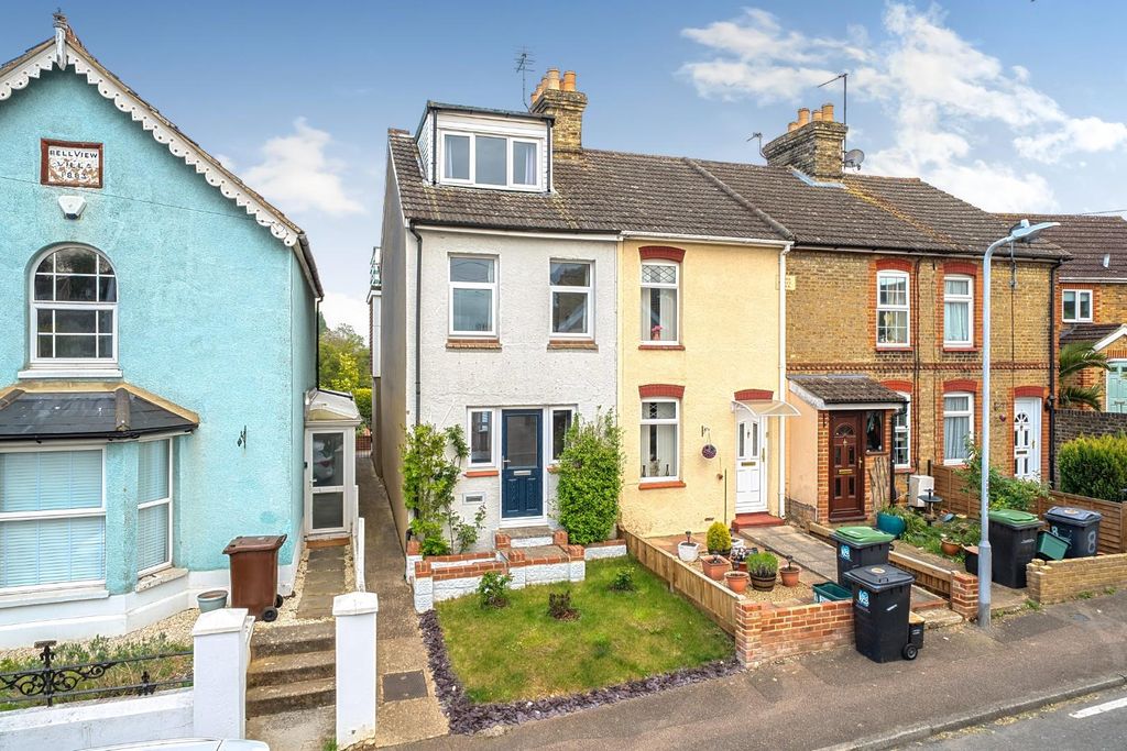 Property photo 1 of 26 1-69E794d326E2A-1447505-1-69E77E19187c3-1.Jpg