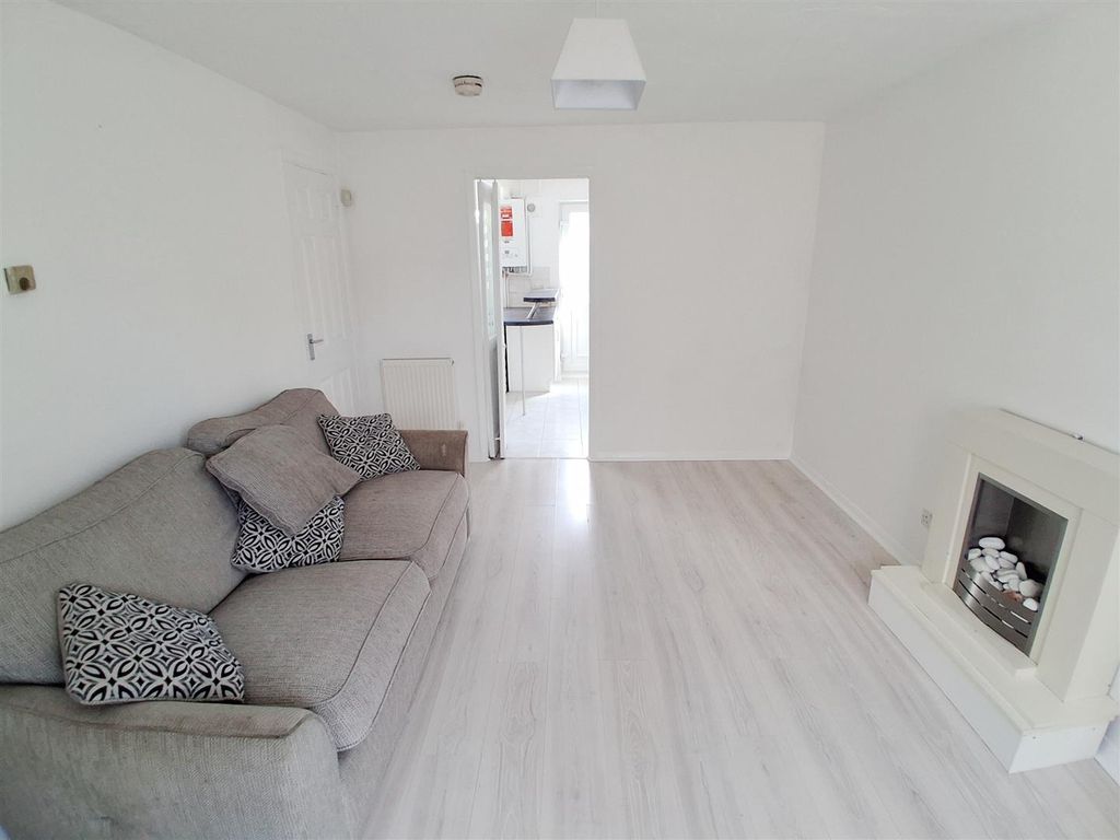 Property photo 3 of 18 1