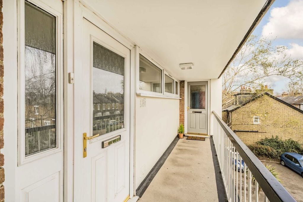 Property photo 3 of 3