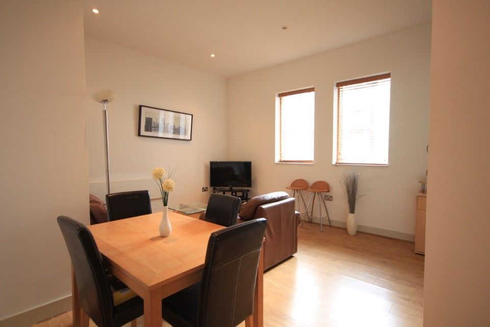 Property photo 2 of 9 Living Room