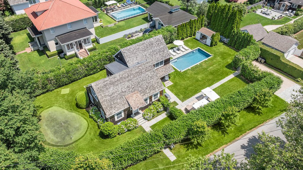 Property photo 3 of 34