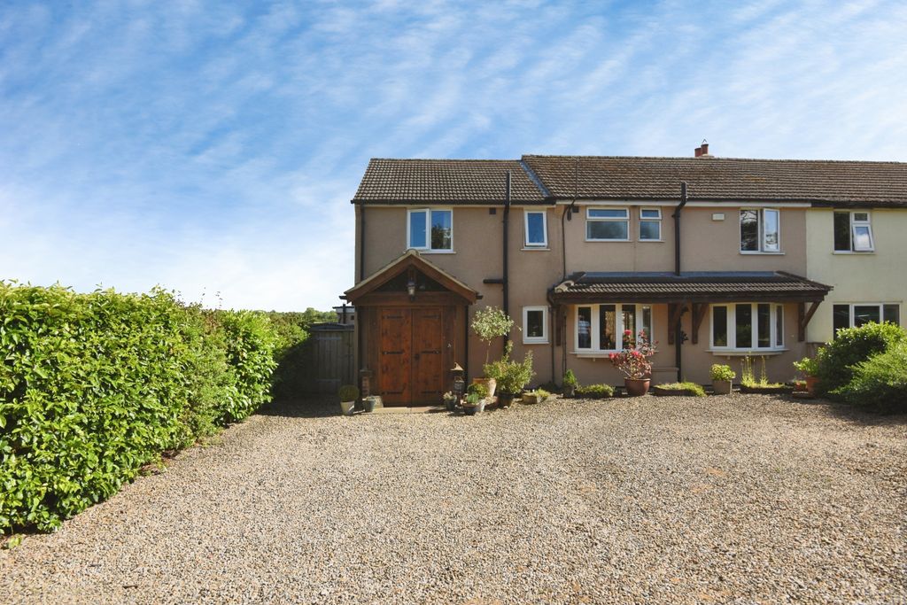 Property photo 2 of 57