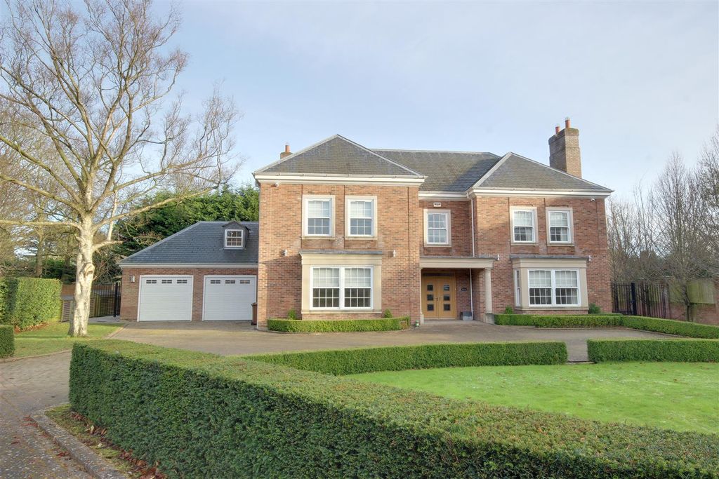 Property photo 1 of 30 Introduction